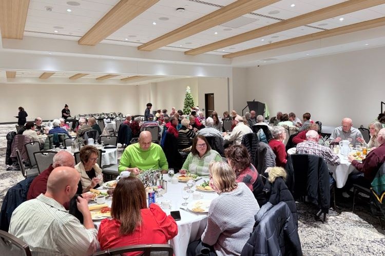 Volunteer Holiday Dinner 2024